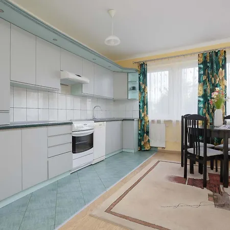 公寓 Cozy For 4 People With Swimming Pool And Tennis Court By Renters 波兹南