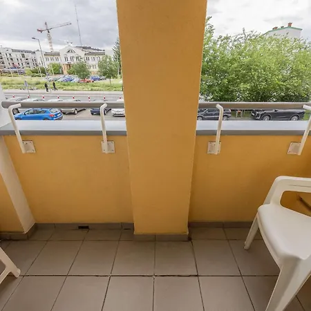Cozy For 4 People With Swimming Pool And Tennis Court By Renters
